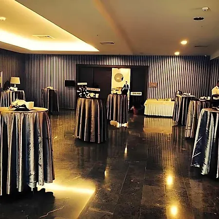 Dedepark Hotel 3*